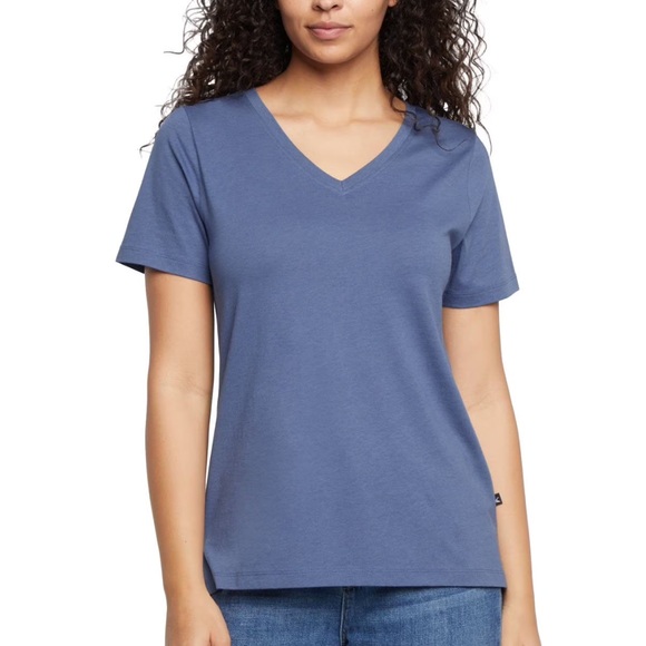 Eddie Bauer Tops - Eddie Bauer woman’s vneck xxl plus Short Sleeve Blue Tee